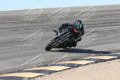 media/Oct-13-2025-Moto Forza (Mon) [[a66d839500]]/3-B Group/Session 2 (Bowl)/